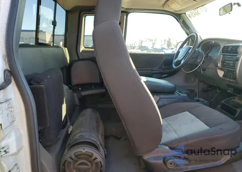 2005 Ford Ranger Super Cab z USA, uszkodzony, nr VIN 1FTYR44UX5PA04603